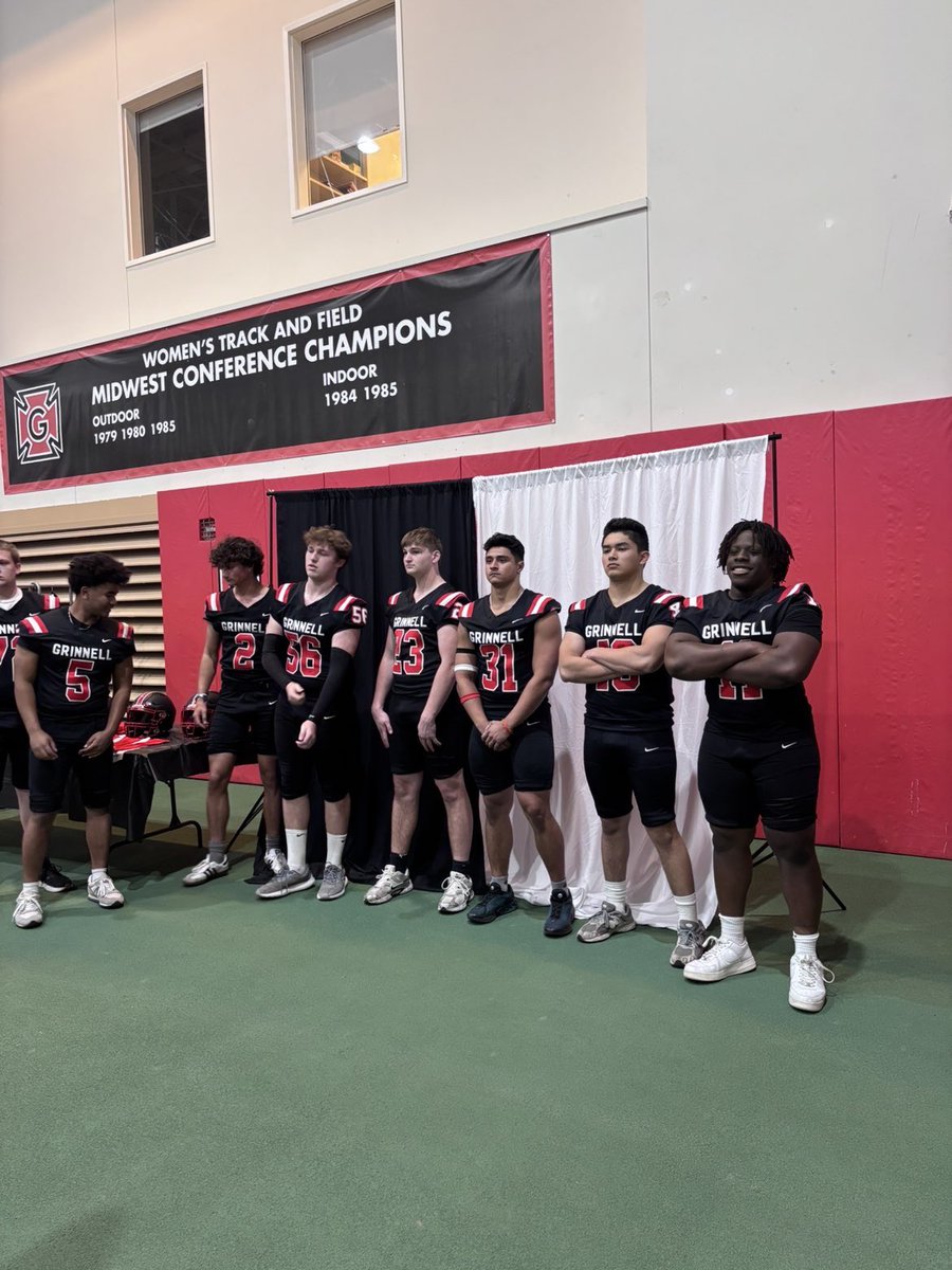 reesekoroma27's tweet photo. Had a great visit this past weekend  at @Grinnell_FB It was a great experience getting to meet with the coaches and players and getting to tour the facilities. Thank you @CoachBlalock44 &amp; @HFCBarnes 

@HHSRecruiting @Coach_LColvin @scoreeveryplay3 @PTAFrisco @TEP5252 https://t.co/nMa63w1TqB