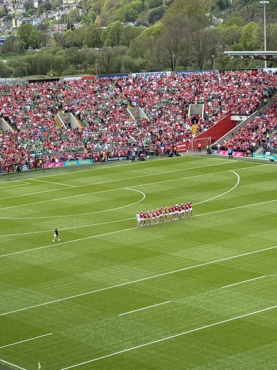 nameloc50's tweet image. Great day down The Pairc 🔴⚪️ #Cork