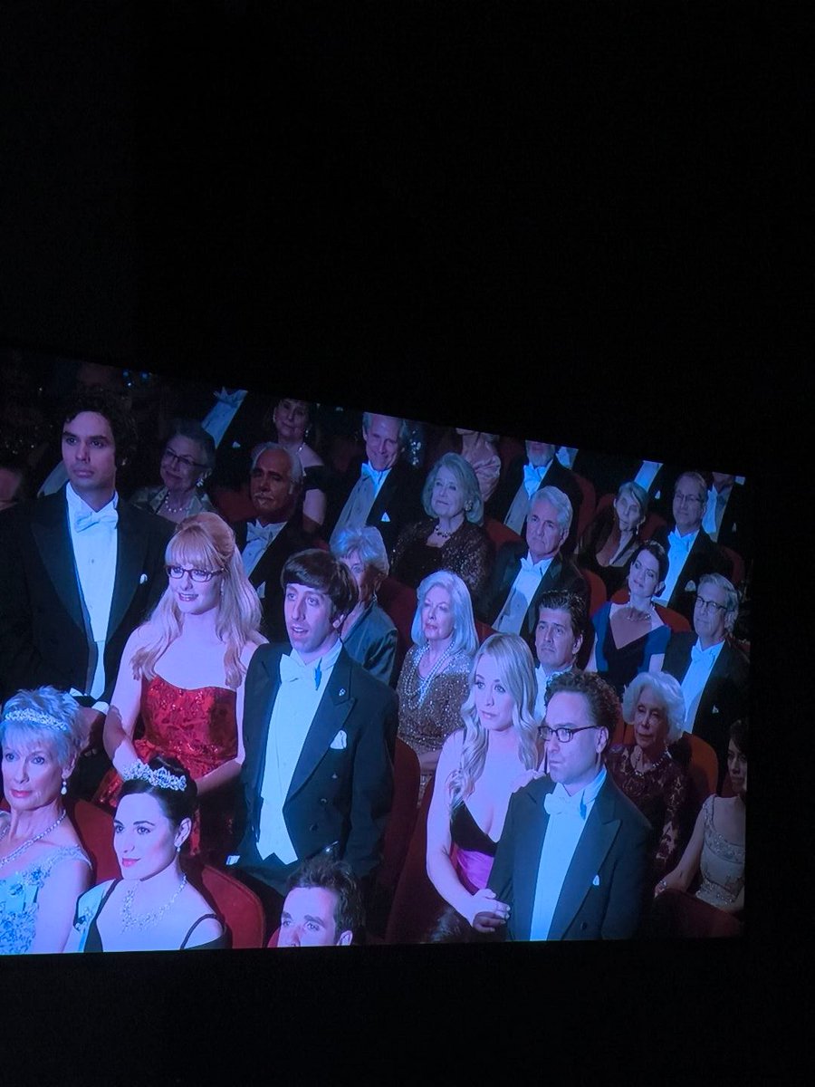 anjobarrocu's tweet image. ai eu choro de soluçar #tbbt