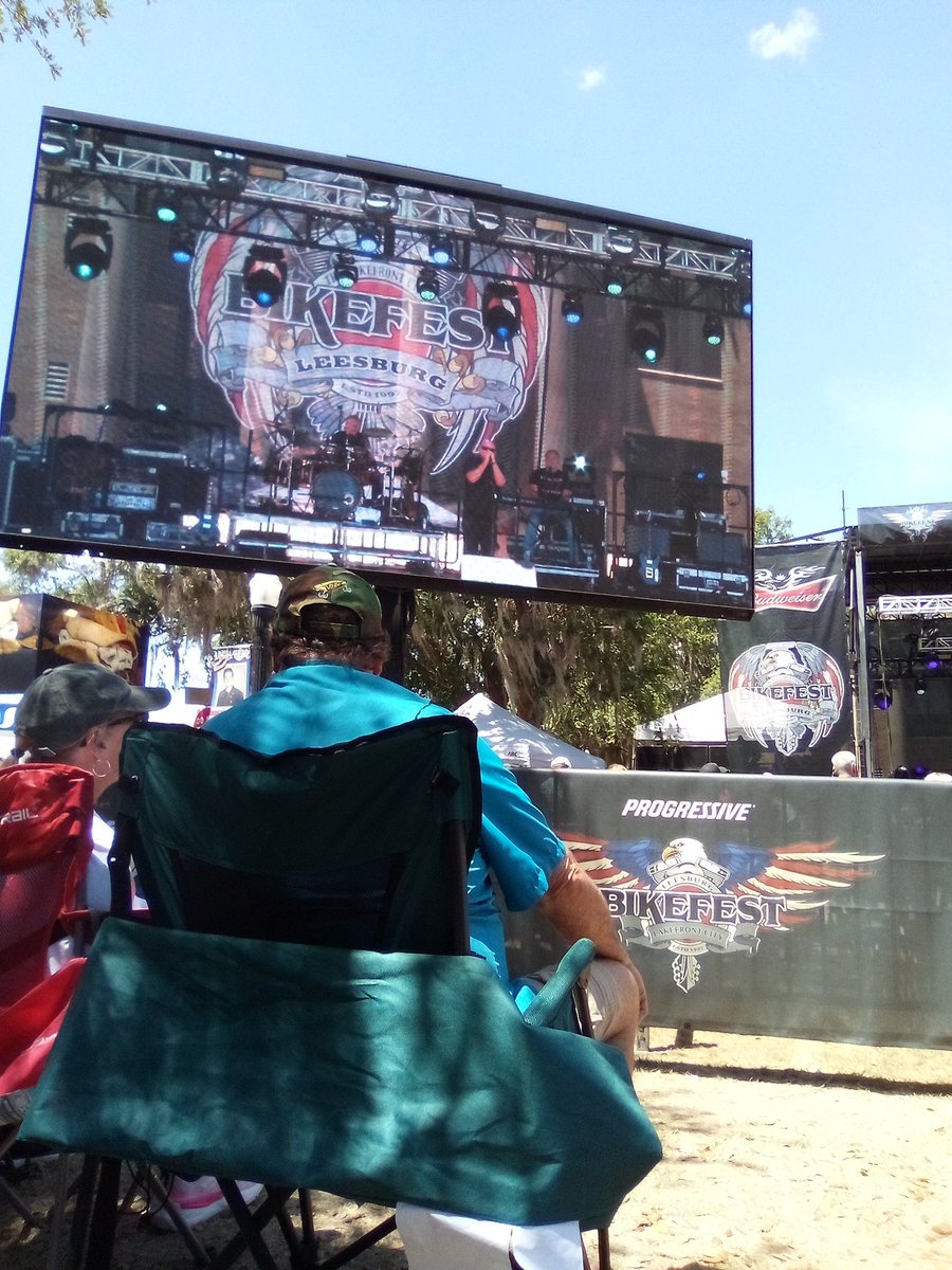 Stacey 🍴💰 tweet media