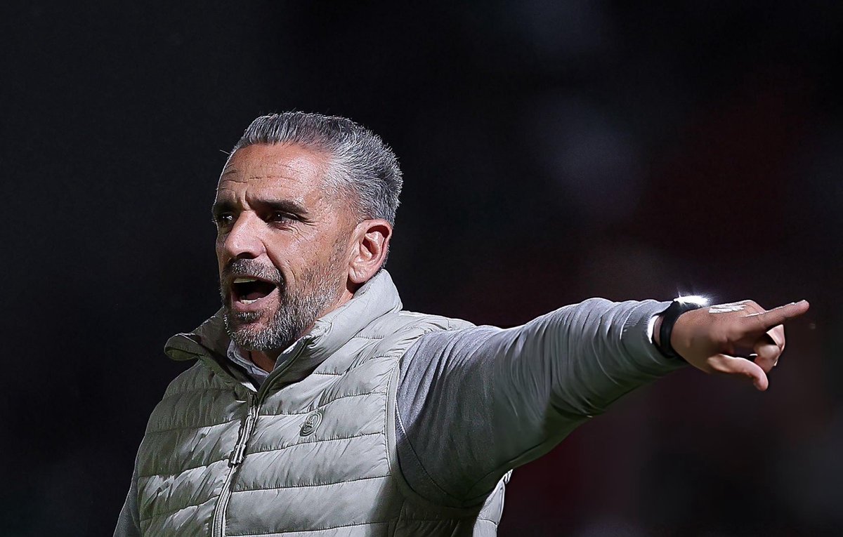 RUI BORGES: “Se fiquei conformado com a decisão de não ter sido marcado penálti sobre o Nel? Não. É o manto verde que falaram durante toda a época. O que se passou aqui foi… o manto verde.”

“O manto verde esteve em campo. E não vou cometar mais porque não vale a pena.”