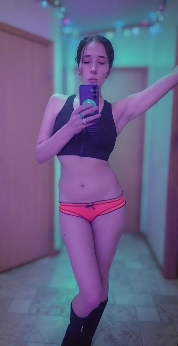 💜RowdyGurlBits💜 tweet media