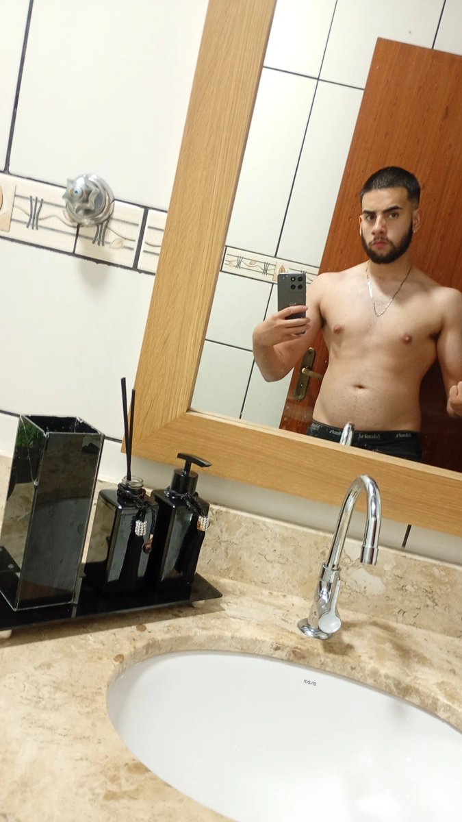 The Alves tweet media