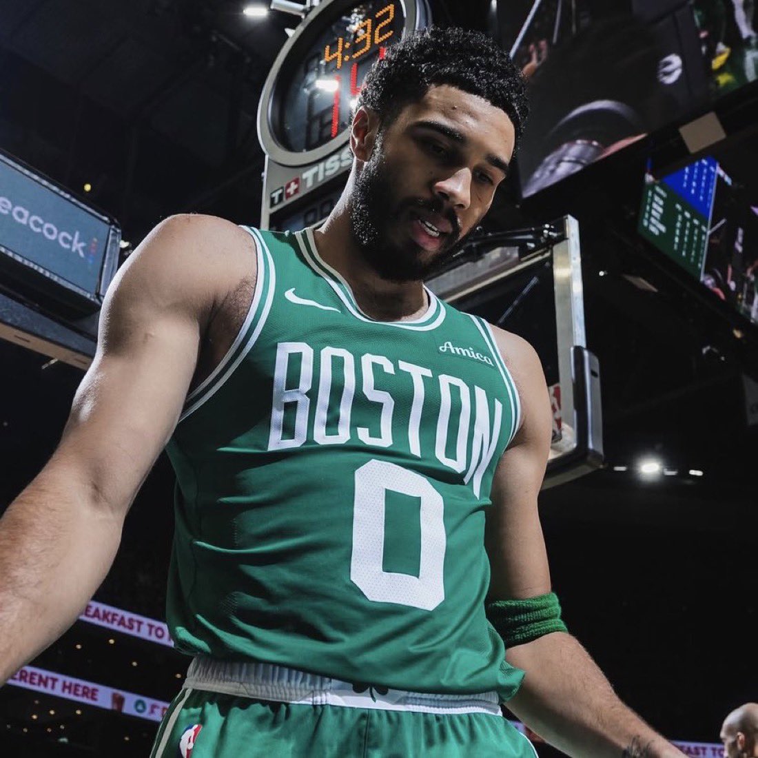 Celtics_Fra's tweet photo. JAYSON TATUM A TORPILLÉ LES SIXERS CE SOIR 🔥🔥🔥🔥

▪️30 PTS 
▪️7 REB
▪️11 AST
▪️50FG% 

✅LA WIN A PHILADELPHIE AVEC UN DOUBLE DOUBLE
 
IL EST PLUS QUE JAMAIS DE RETOUR, THE ANOMALY EST PRÊT POUR FAIRE TREMBLER TOUTE LA LIGUE DANS CES PLAYOFFS. 🔥🔥🔥🔥 https://t.co/SNXZRpfC4K