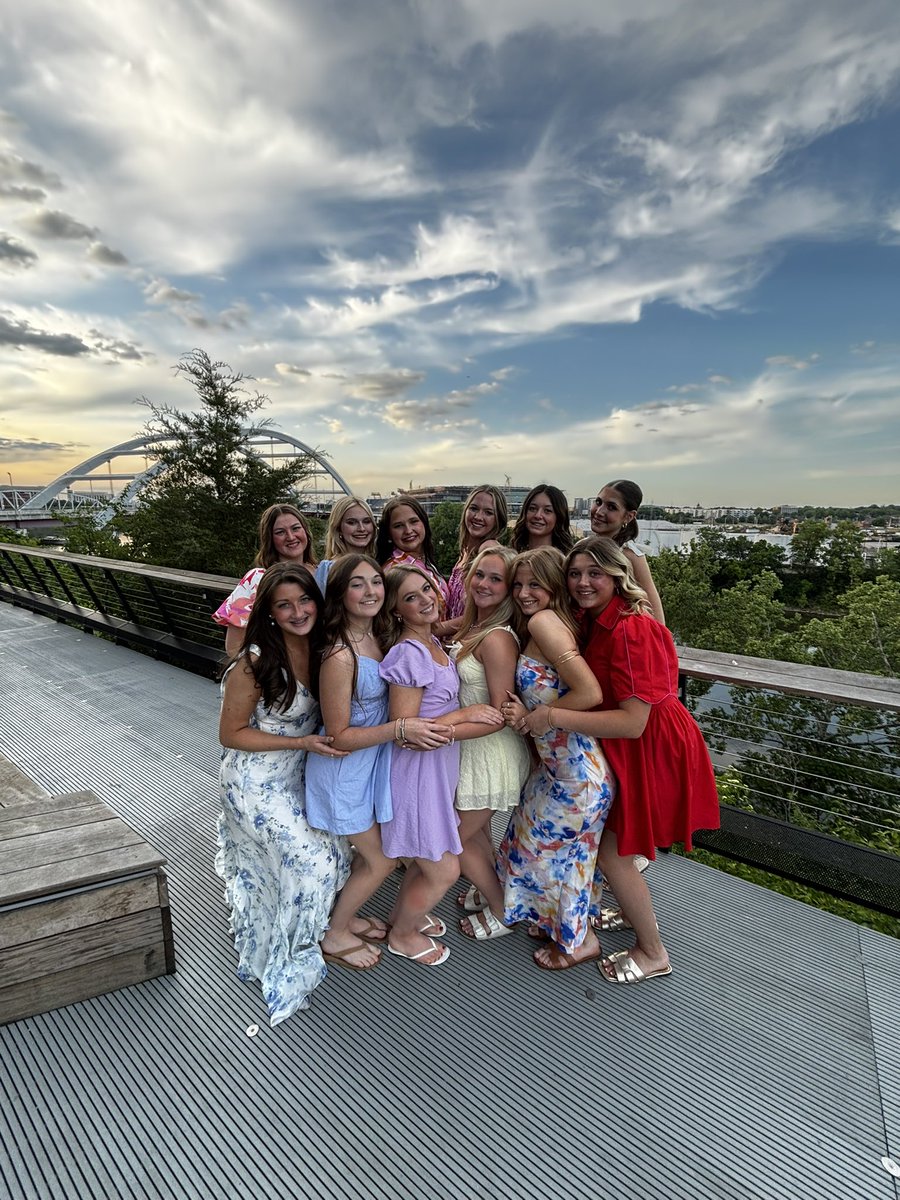 wcsFHSdance's tweet photo. With that the 25-26 Dance Team year has come to a close! Thank you for a WONDERFUL season! 

We hope to see you all at the information meeting for the 26-27 season on Tuesday! https://t.co/3OdIdhOqoU