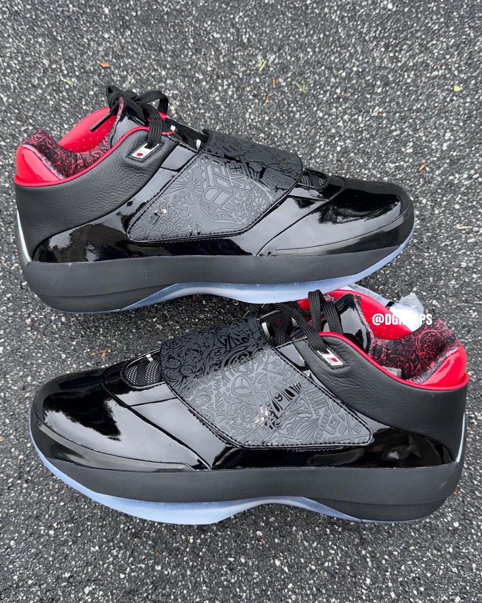 INSANE SNEAKER™ tweet media