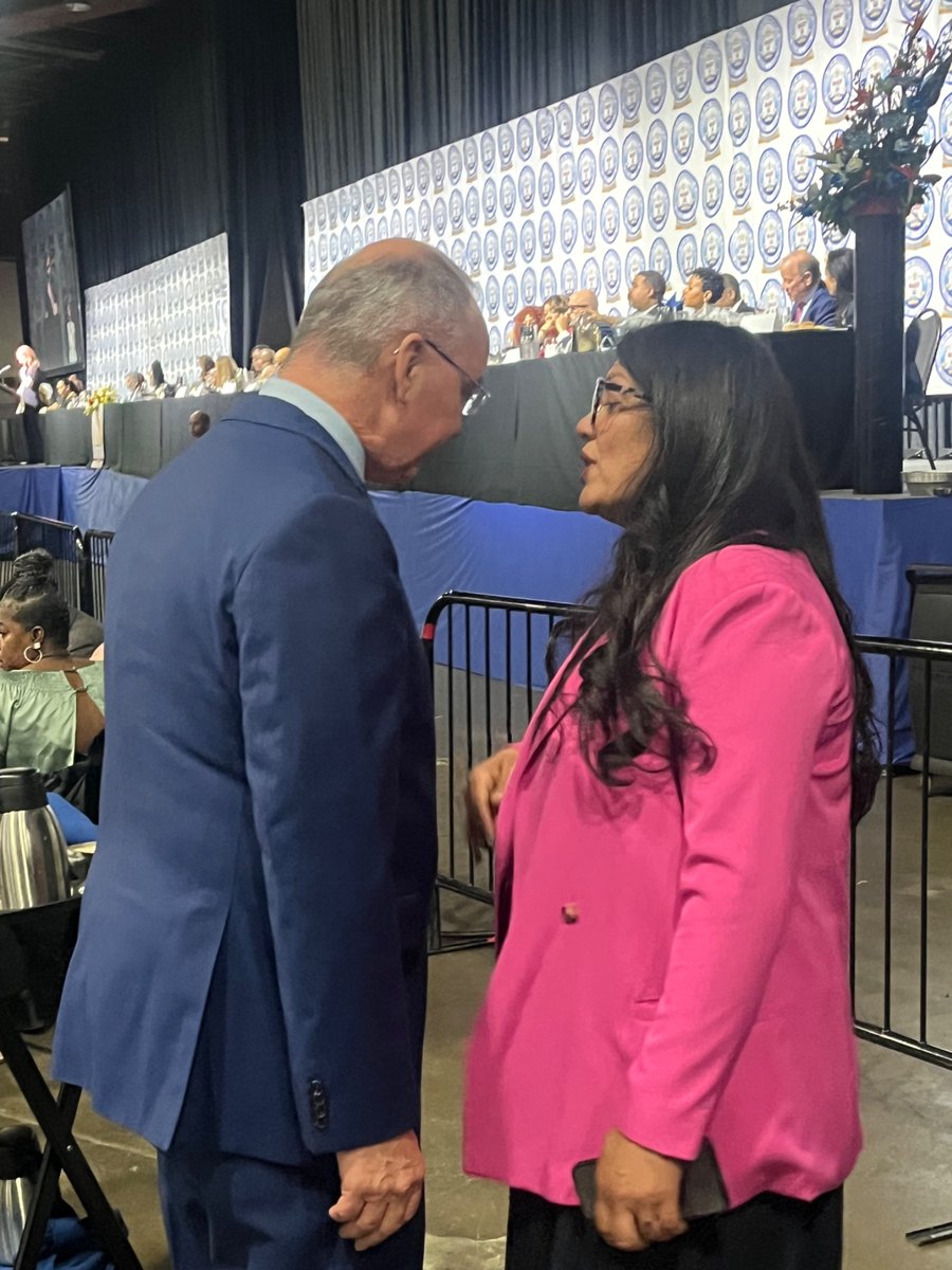 violetikon's tweet photo. Rep. Rashida Tlaib and UAW President Shawn Fain at the NAACP Detroit Branch Fight for Freedom Fund Dinner https://t.co/lyew5nwzTS