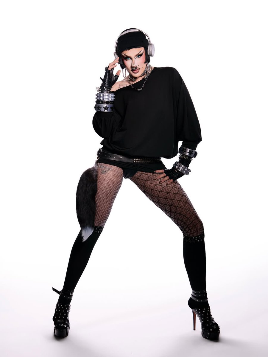 liss #teamMorphineAkeria tweet media