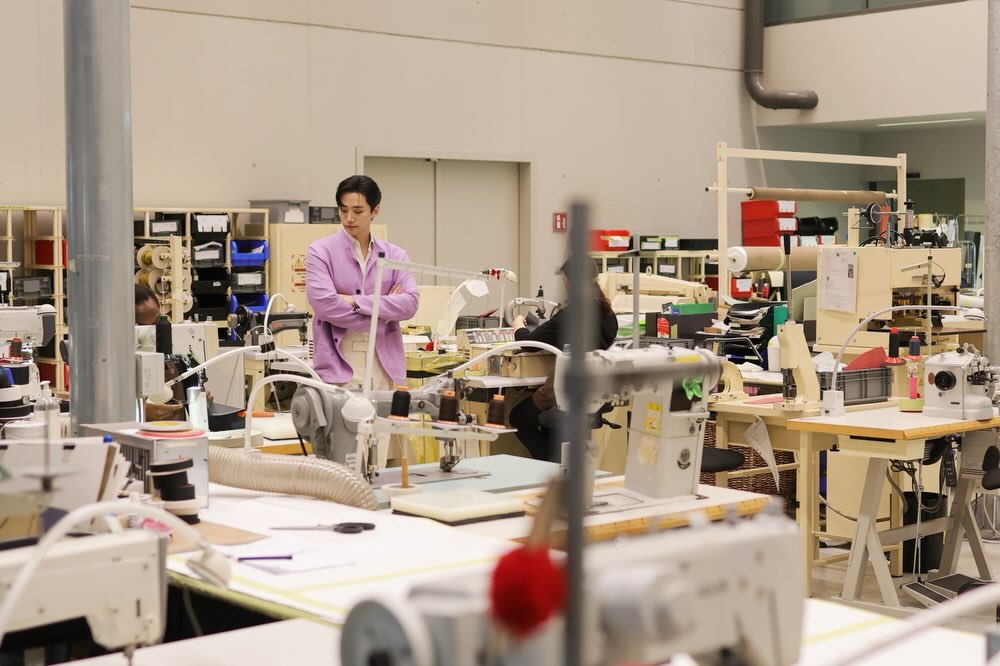 잊모닝💛
4월 마지막주도 화잊팅하시고 
월욜 잊데이보내세요😘