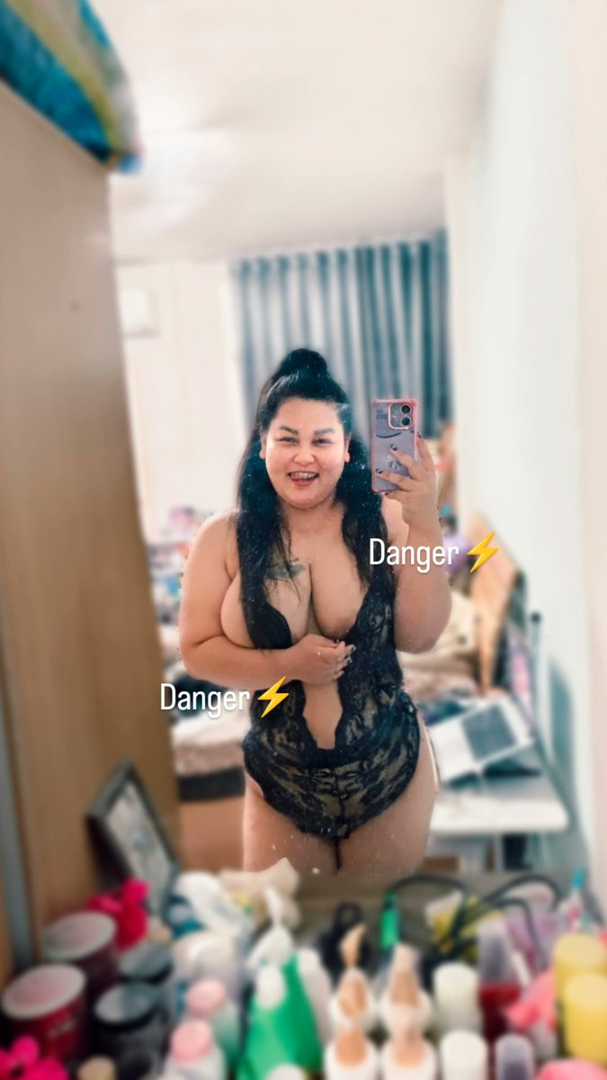 danger⚡ tweet media