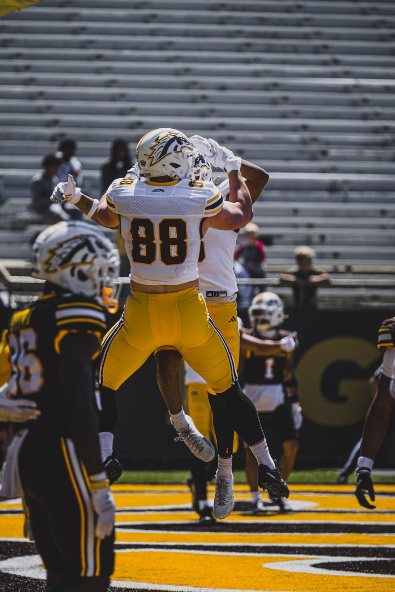 Nate Levicki tweet media