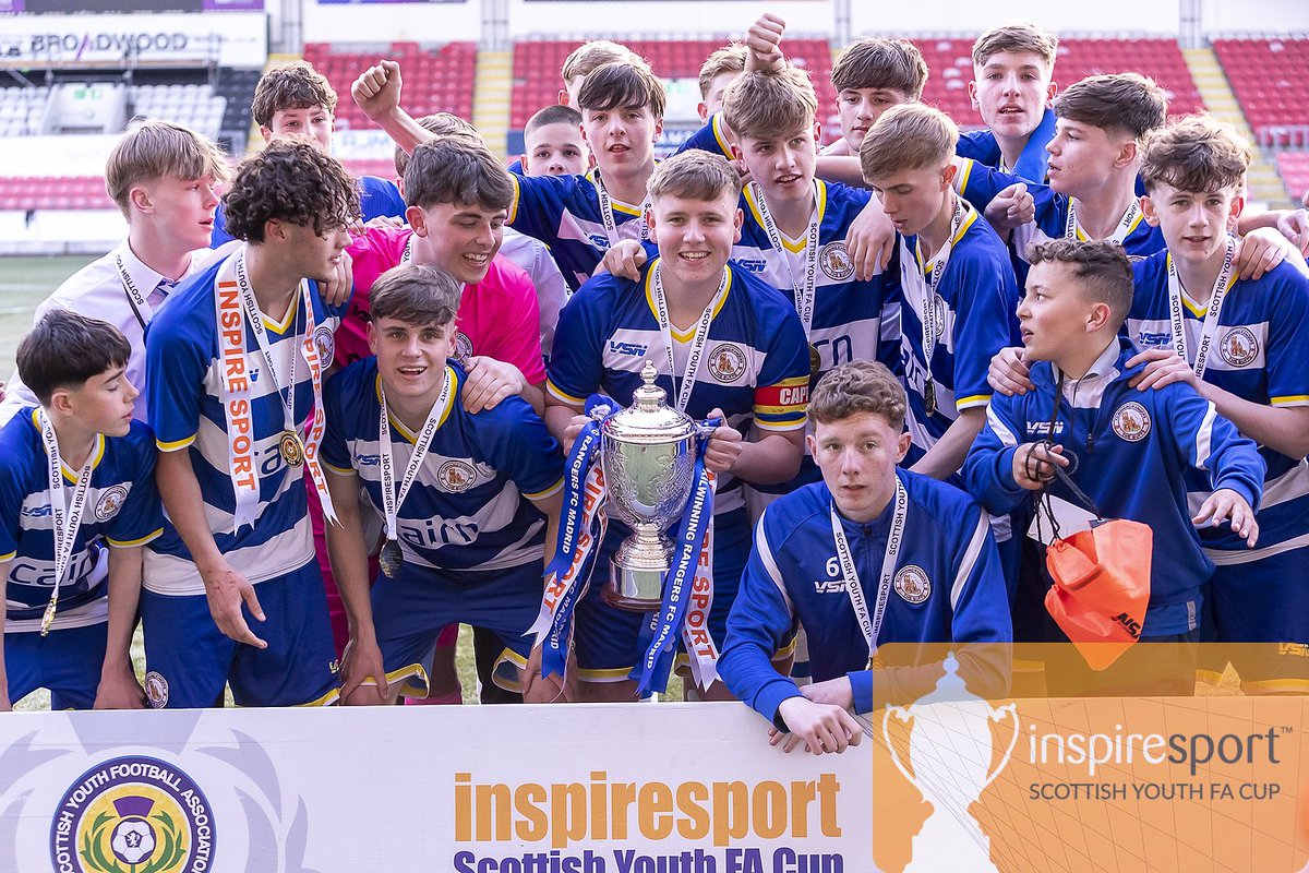 ScottishYouthFA's tweet image. A strong finish! 🏆

Huge congratulations to Kilwinning Rangers FC Madrid on winning the 16s Cup Final 👏🎉

A top-class performance driven by passion and hard work across the pitch

#SYFAinspireCup #inspired @inspiresport @CollargeImages @Madrid2010s