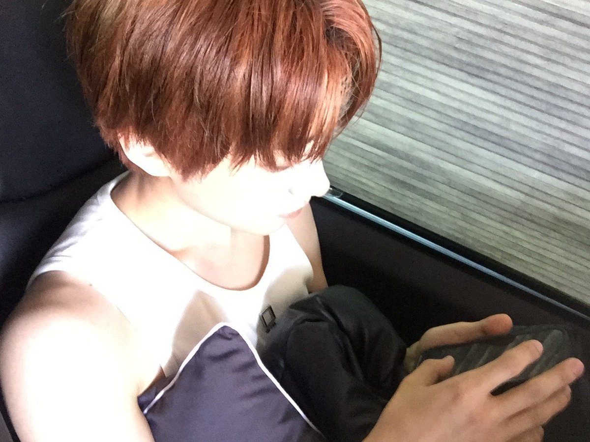 shydod's tweet photo. 엥…? 아니 이 사진 ㄹㅇ 뭐에요?
미친 거 아님? 도대체 어떤 결심을 하신 거지? https://t.co/mzogSMHRP8