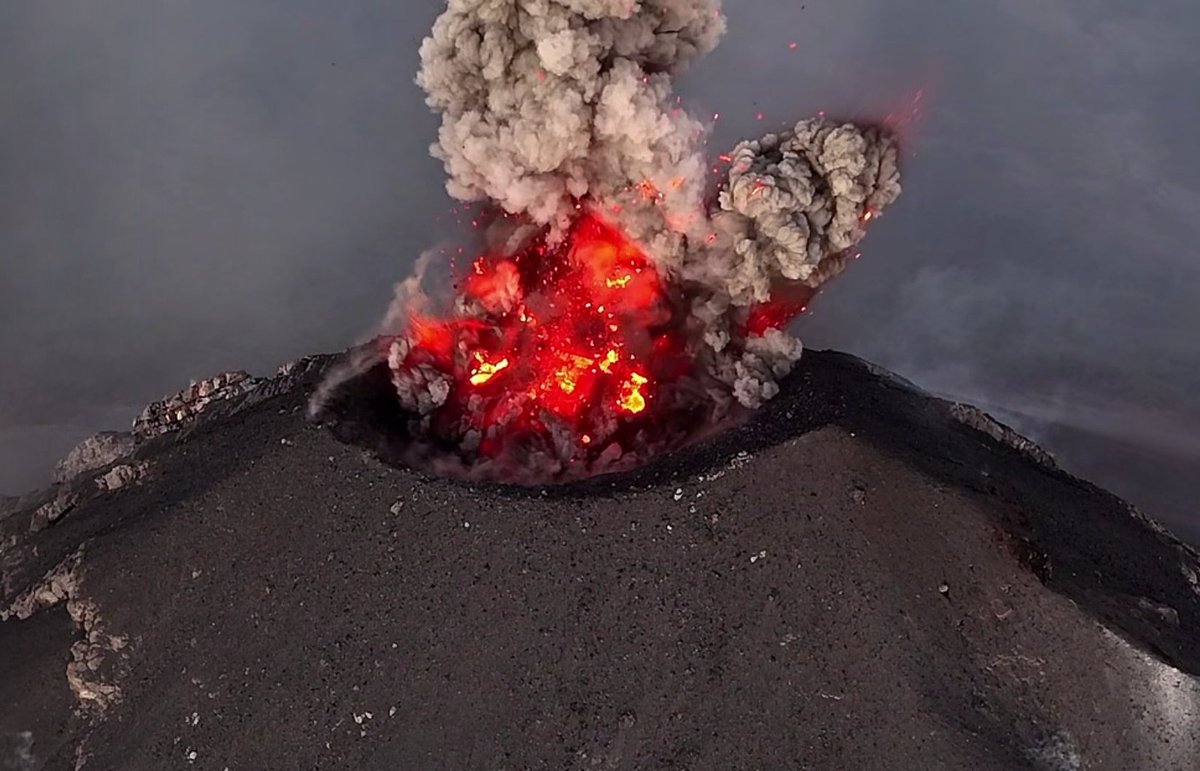 Skyland99101's tweet image. Sub so gye kya....

#sky #chat #night