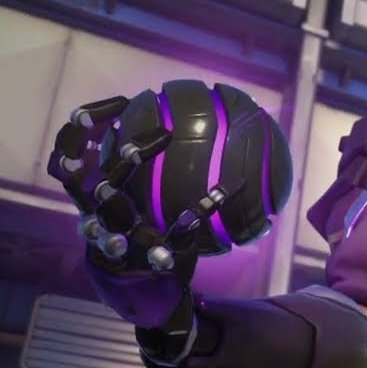 BALLTICKLER6000 tweet media