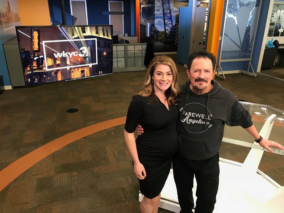 Cakmis's tweet photo. THE CAKMIS CODEX: Your subconscious is powerful, and it obeys. 🎙️🛡️

Say "I can't" and you won't. Criticize success and you'll never have it. Exalt your spirit, give 110%, and relish the moment. 🏛️✨

Great coaching visit at @wkyc. Here w/ 3x Emmy winner @maureenkyle. https://t.co/cUxCl99TjJ