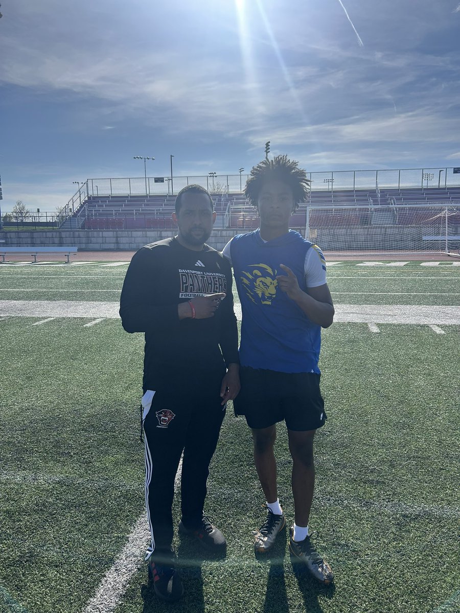 JalenRushin08's tweet photo. After a great day at Davon Port university Camp and a great conversation with @AdrianMcEwen  Coach Mac I’m blessed to receive my first offer ! Just the start @gahannafootball https://t.co/AvCuDo2VNH