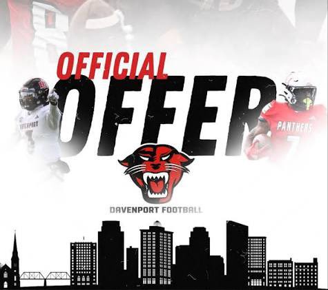JalenRushin08's tweet photo. After a great day at Davon Port university Camp and a great conversation with @AdrianMcEwen  Coach Mac I’m blessed to receive my first offer ! Just the start @gahannafootball https://t.co/AvCuDo2VNH