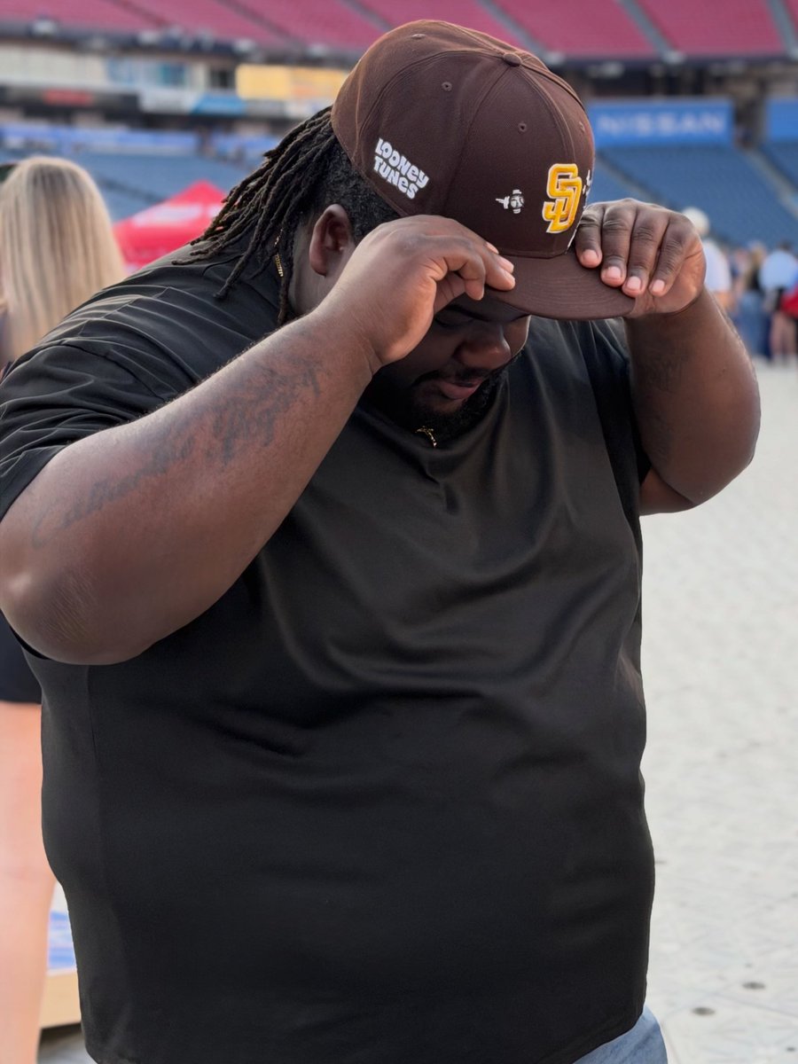 97Choppaz's tweet photo. Finally free https://t.co/2FBTIRO9ee