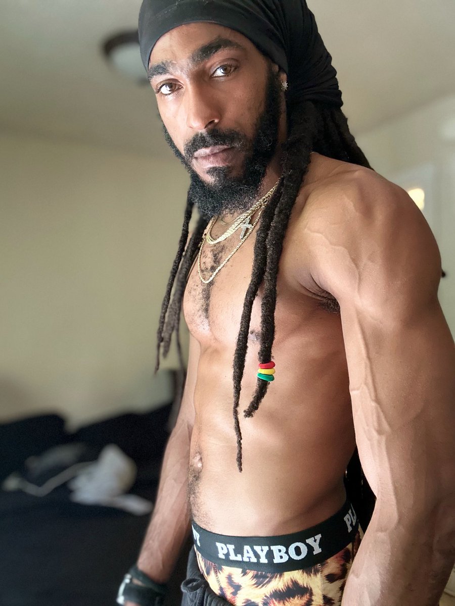 ZayyIsaac's tweet image. “Fall 7xs, stand up 8”
#motivation #virałpost #workout