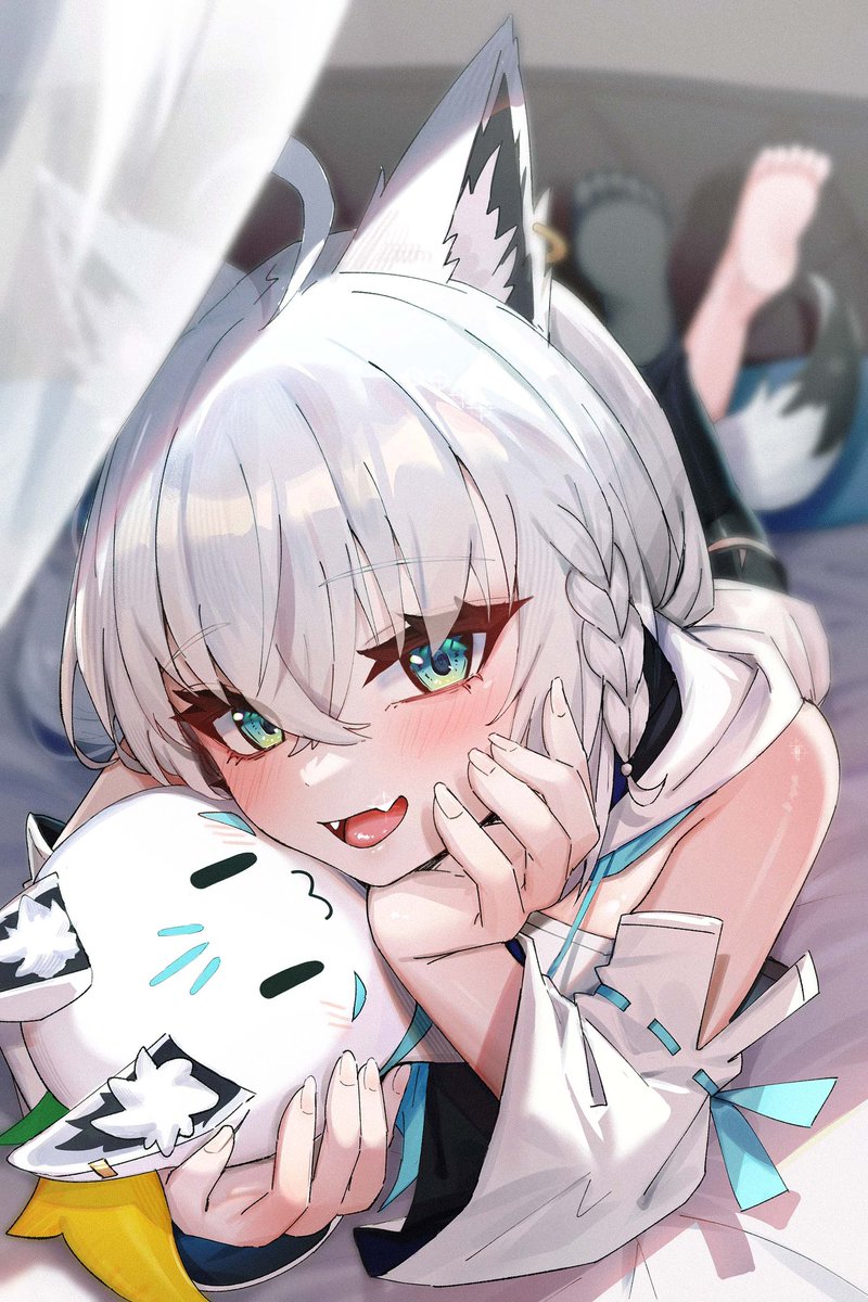 LucyFoxxo's tweet photo. Introduction Post!:3

Helluu everyone! I’m Lucy and as you might see, I’m an arctic foxxo:3

I’m a switch so I like both domming and subbing and in vore terms that means I like both being pred and prey:3

🤍More information below!🤍 https://t.co/OV0Y6rKHFm