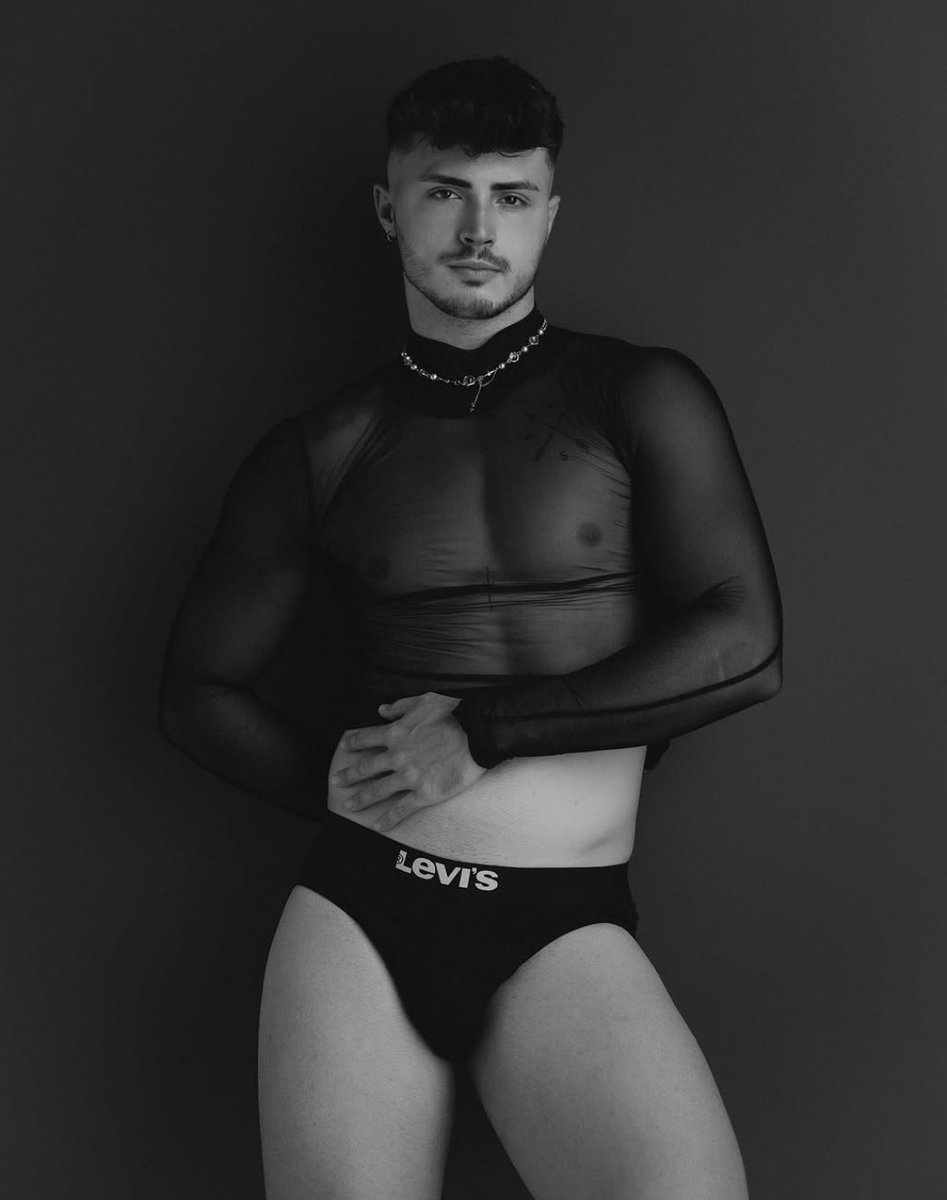 OSWALSANTANA's tweet image. Ivan Songel
#ManOfTheWorld #Spain