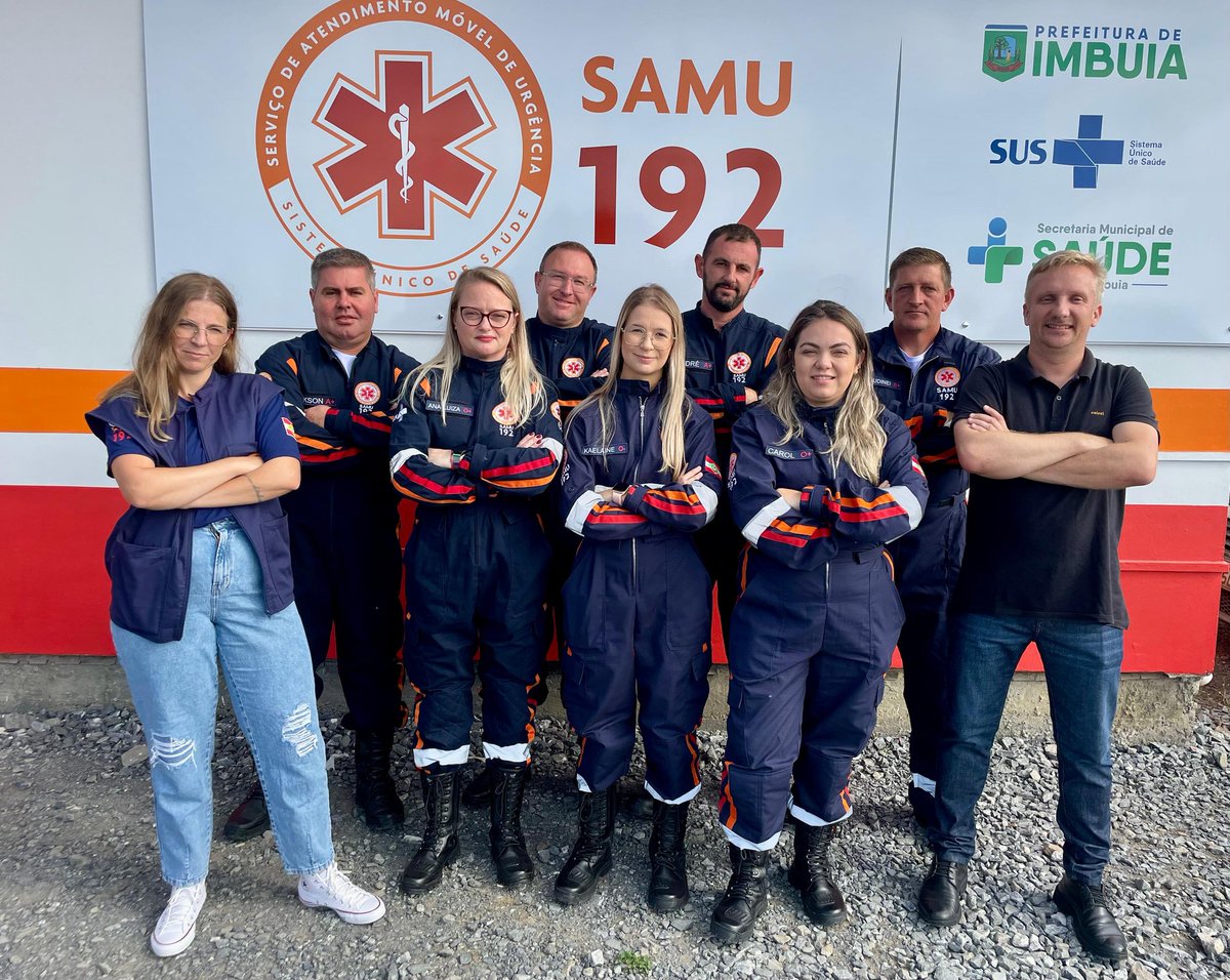 Rtabarelli's tweet photo. 🚑💙 Nossa equipe, nosso orgulho. Profissionais preparados, comprometidos e prontos para salvar vidas. O SAMU de Imbuia chega para fortalecer a saúde do nosso município, garantindo mais agilidade, segurança e cuidado em cada atendimento. https://t.co/meU3iAkWp7