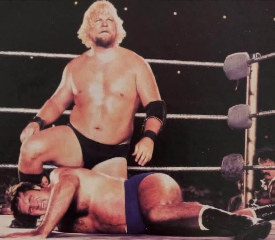 BrianRSolomon's tweet image. Fifty years ago tonight in Madison Square Garden, Stan Hansen broke Bruno Sammartino's neck with an infamously mistimed bodyslam (blamed on Hansen's lariat). Hansen's career would be made for life, and Sammartino's nearly ended. (Photo here from their 1976 Shea Stadium rematch)