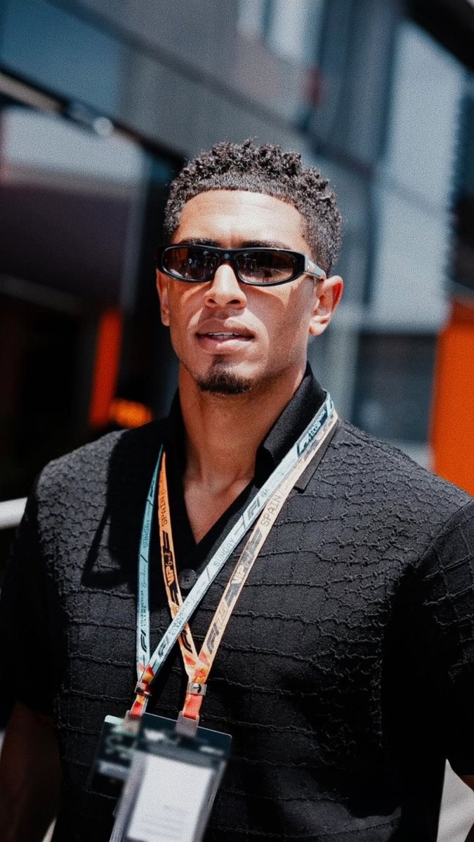 J. ⭐️ tweet media