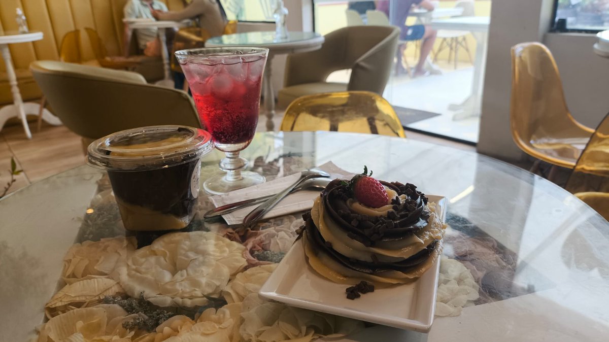 fer | pêlos no umbigo do ilya rozanov🏒 tweet media