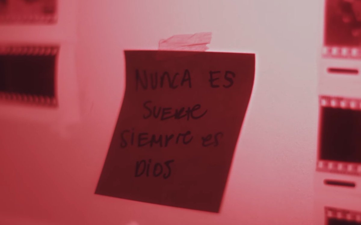 Danielaaa tweet media