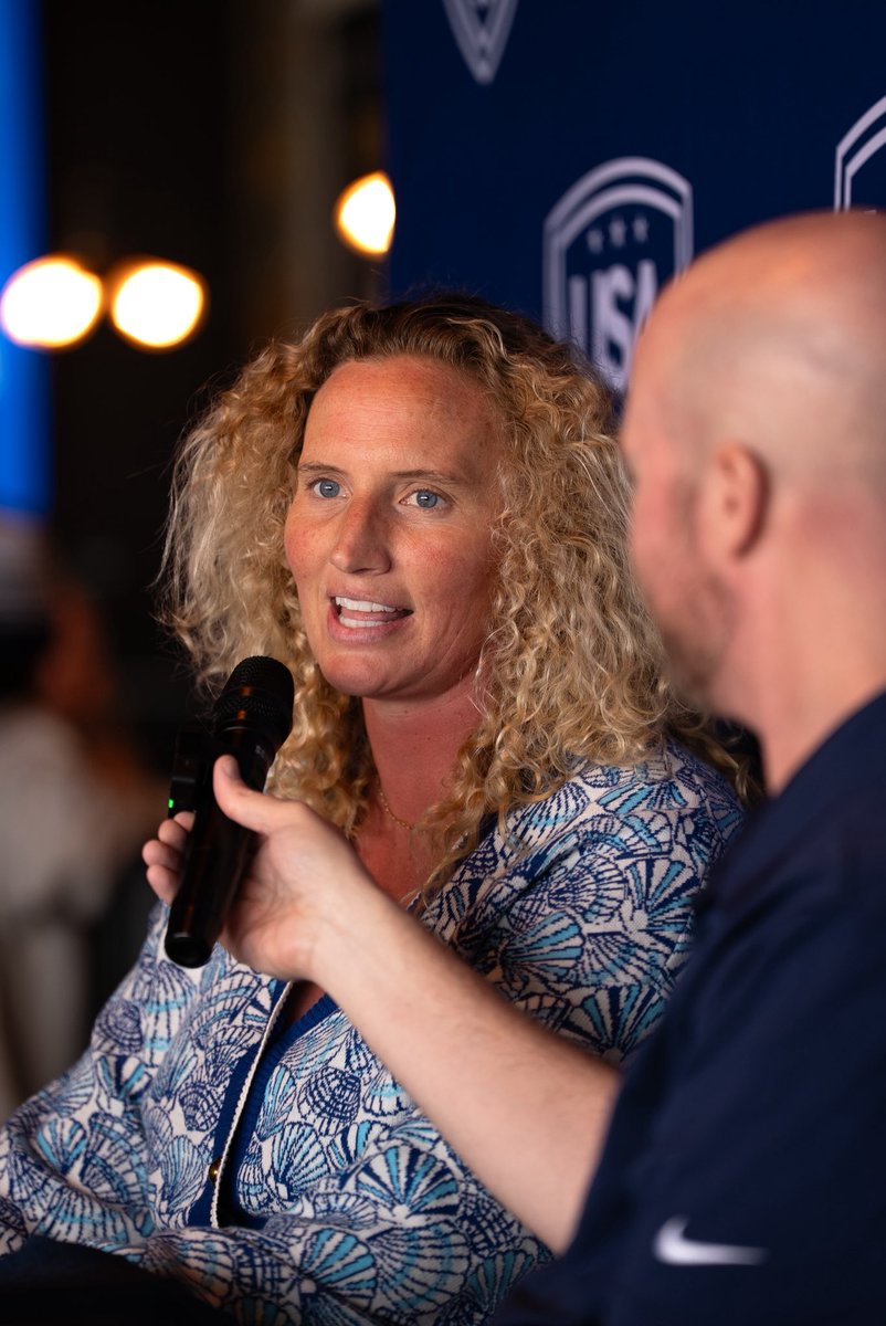 USAWP's tweet image. Counter Attack LIVE from Ocean Beach, San Diego at Wonderland Ocean Pub 🌴 
Thank you to Olympians and Team USA stars @KGilchrist15 , @Amazing_Brick and @WaterPoloCoachK for the great pregame conversations! 🤽🏻‍♀️🇺🇸🤽🏼‍♂️ 
TUNE IN LIVE TONIGHT #NCAA Women’s Water Polo National
