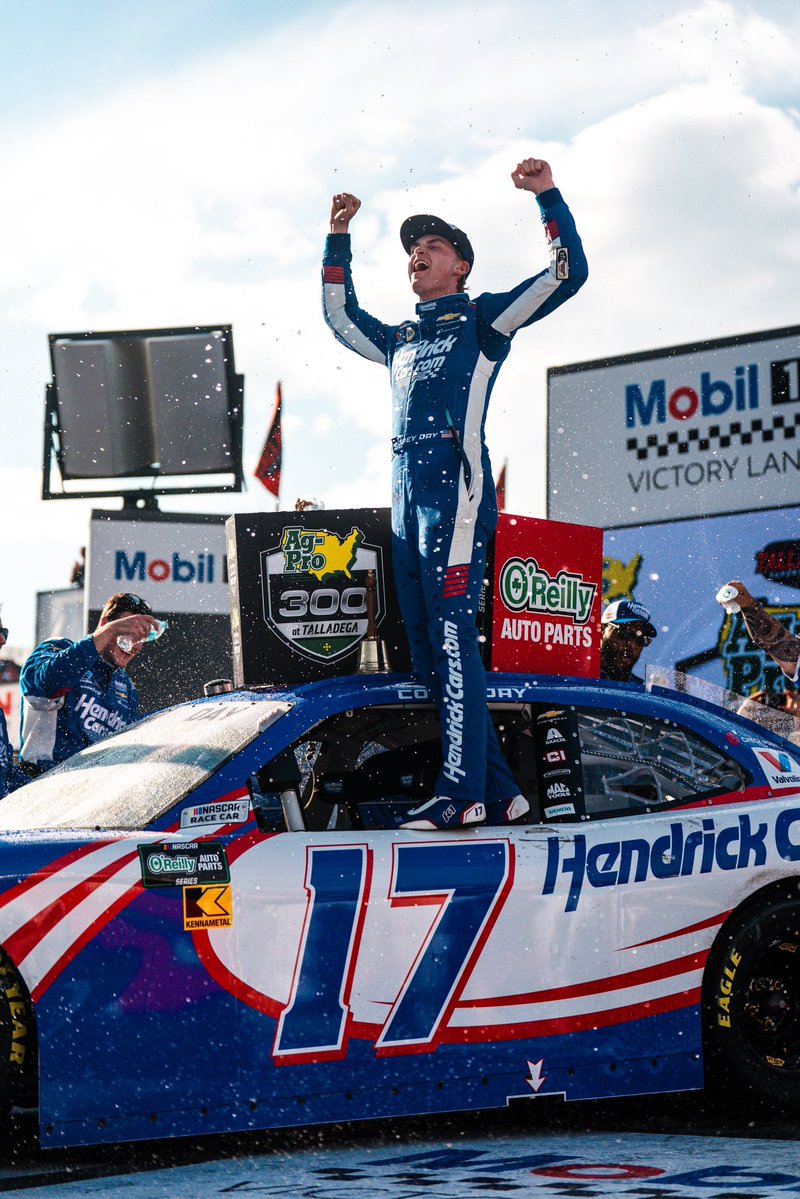 tremendation tweet media