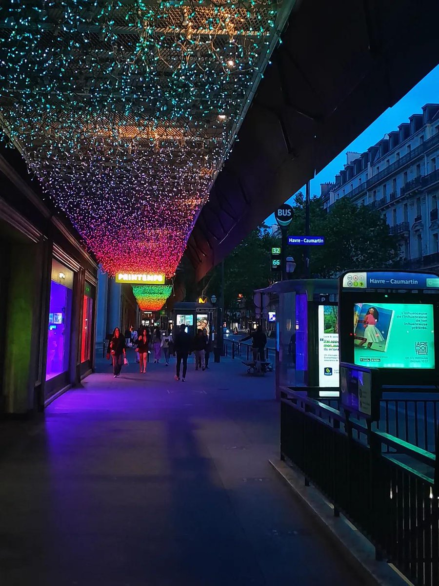 tarekkacem135's tweet image. Paris est magique ! 🇫🇷 ✨️

#Paris #France #Night #Sunset #Photography