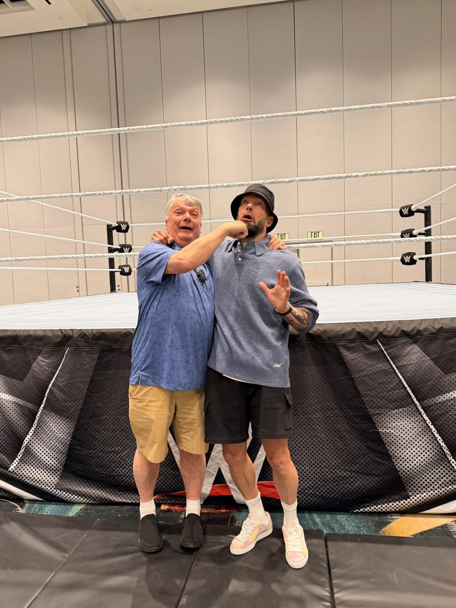 Finn Bálor tweet media
