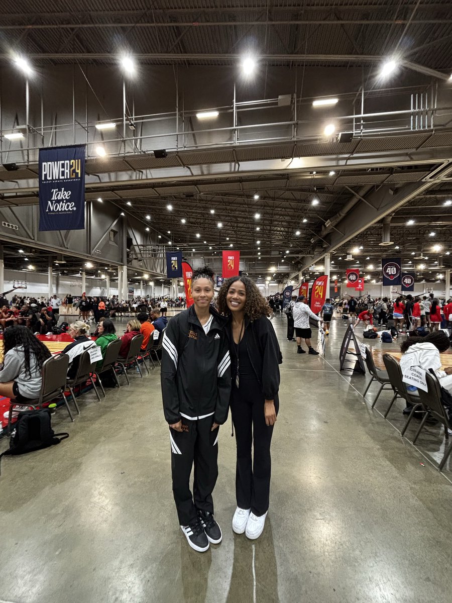IG@iamcoach_a Angela Davidson tweet media