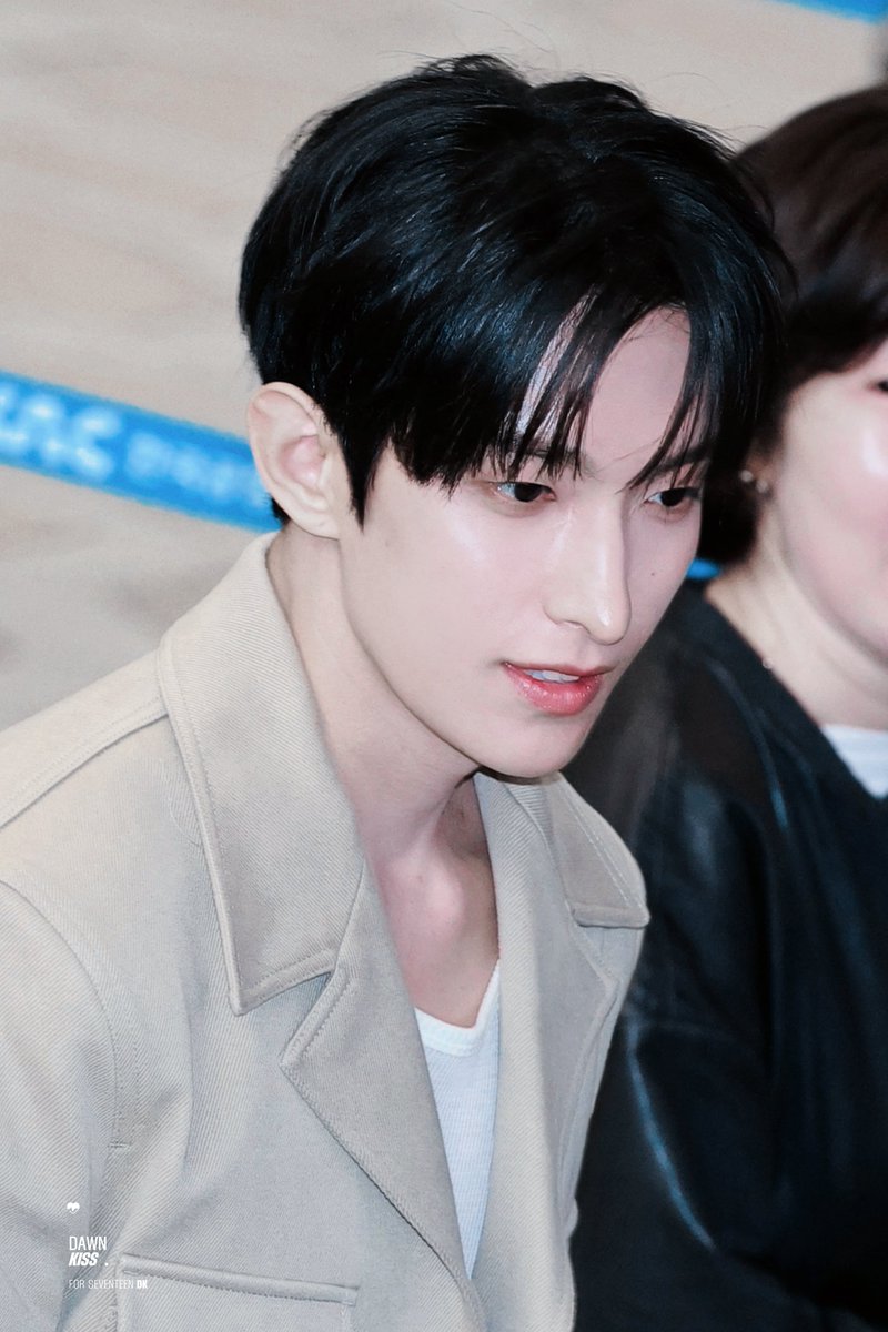 260427 GMP HD

아침부터 🥹🥹🥹🥹

#SEVENTEEN #DK
#도겸 #이석민 #ドギョム
<a href="/pledis_17/">세븐틴(SEVENTEEN)</a>