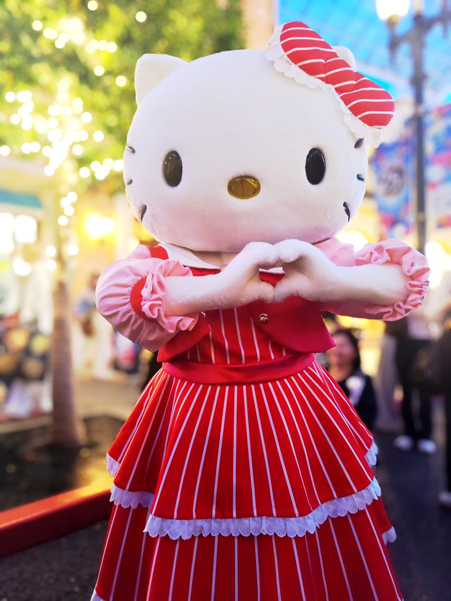 キティーちゃん USJ 2026/4/25キャノピー下グリーティング✨️キティちゃん❤まぶし