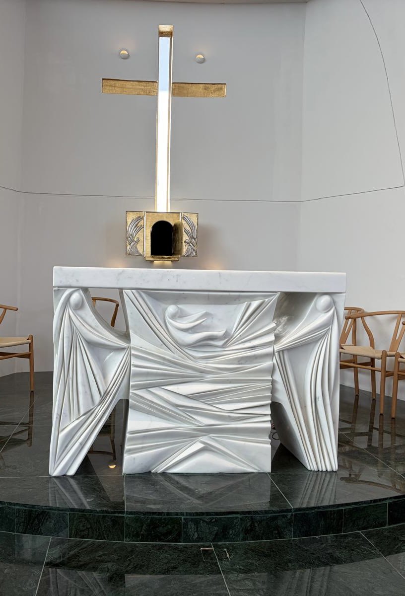 IreneMoreiraUy's tweet photo. Realmente el altar es una maravilla!! https://t.co/GmCFaG7FRY