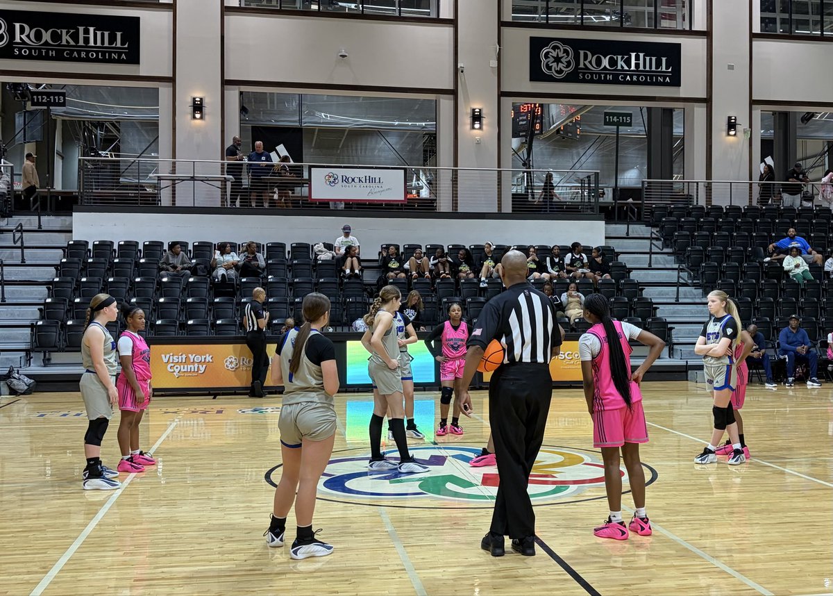 aprecht1's tweet photo. Super proud of Ava and her team this weekend! Played some of her best basketball and helped the team bring home some hardware. Love watching her play! https://t.co/JQSnUCUZhV