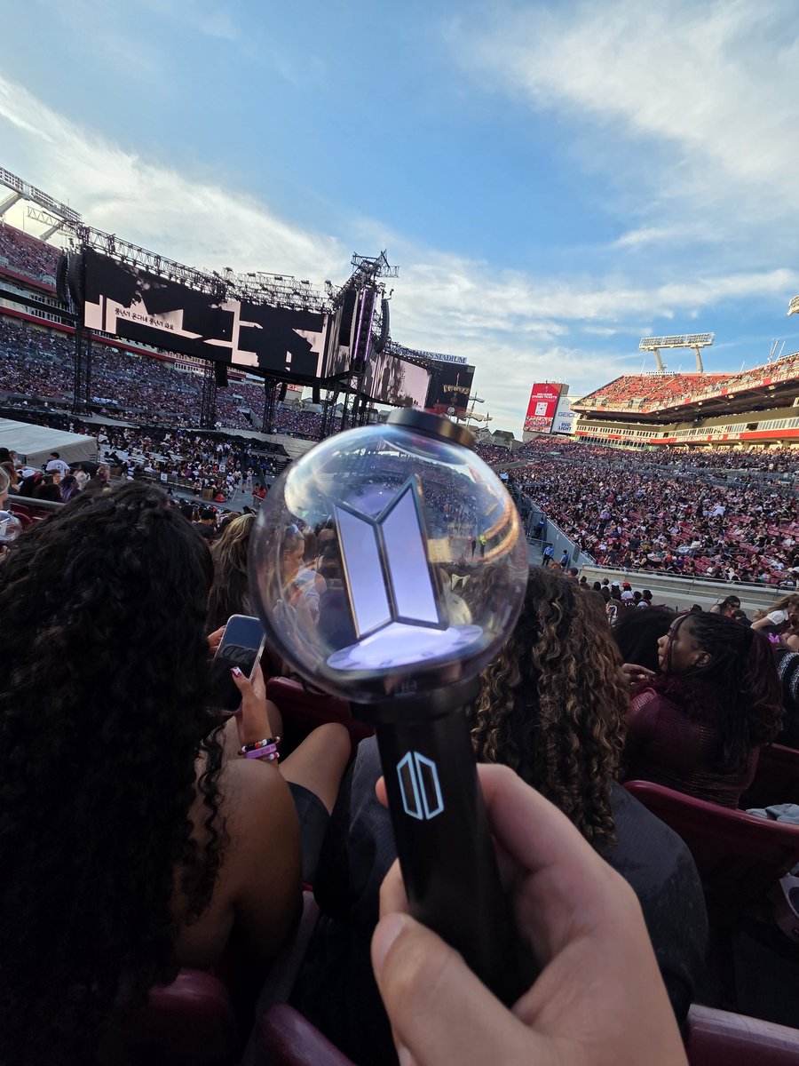 J 🌟⊙⊝⊜ tweet media