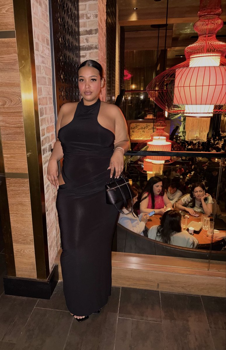 all the girls met at Tao 🥂🥢