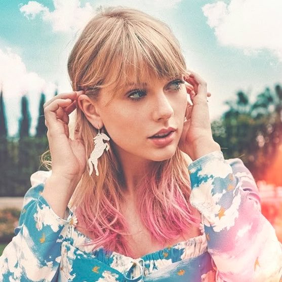 poponze's tweet photo. Há 7 anos, um fã da Taylor Swift soltava o MAIOR spoiler de “Avengers: Endgame” após fãs da Marvel atacarem a cantora por lançar o single “ME!” no lançamento do filme.

“Já que todos querem ser idiotas por causa da Taylor… O Homem de Ferro morr* em ‘Endgame’. E eu não estou brincando.”