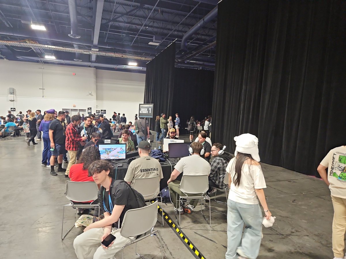 Vegas Smash tweet media