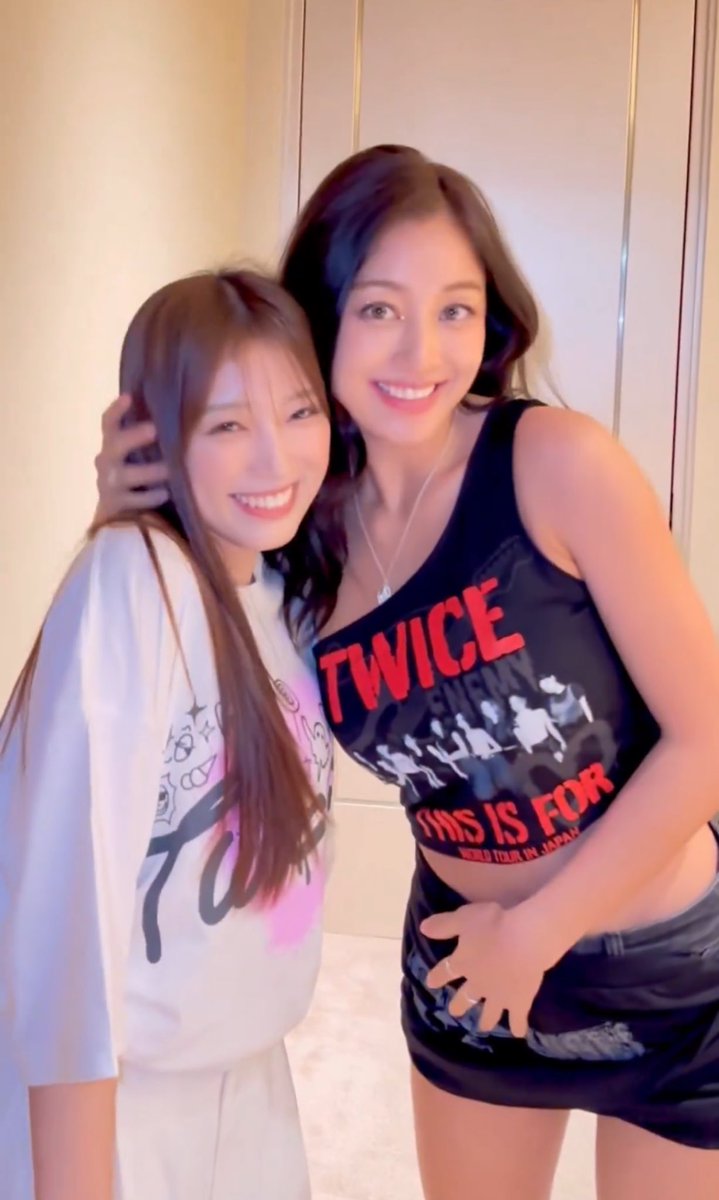 JIHYO BRAZIL tweet media