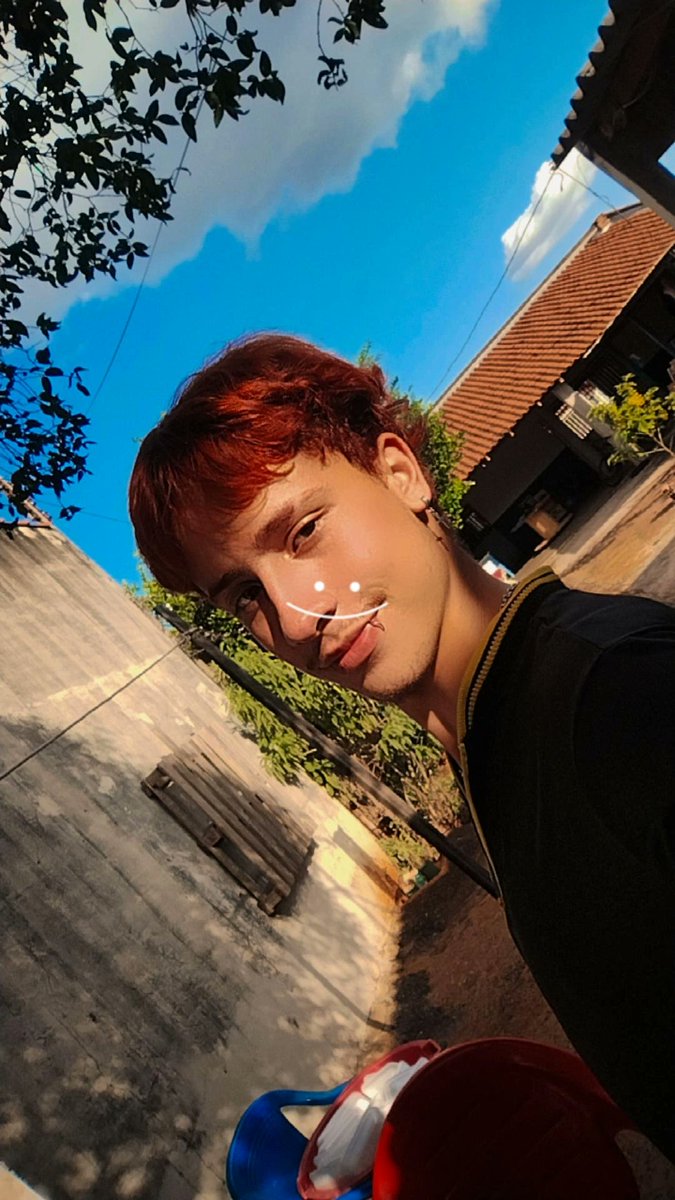 otaugusto001's tweet photo. Hello sunshine✨ https://t.co/XLUzWuQgRl