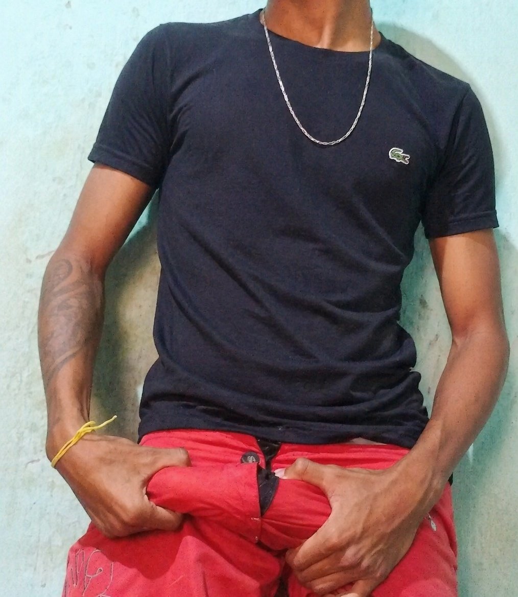 novinho de bermuda Tactel 🤤🫦 tweet media