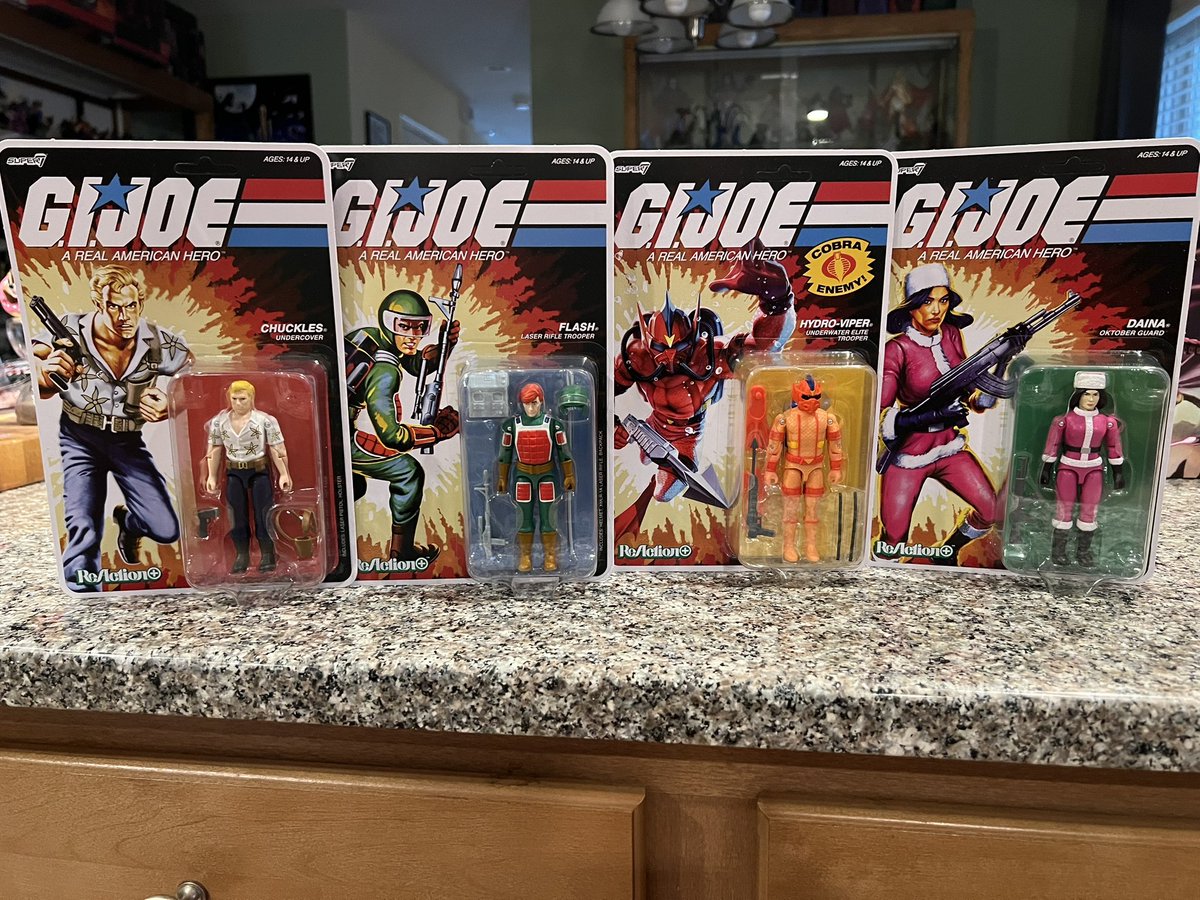 Toyhuntersholl2's tweet photo. The newest wave of Super7 Reaction + finally joins our collection! They really look great and that comic book Hydro Viper is excellent.
The 250th figures are on their way and I can't wait to see what's next!
#reaction #gijoe #super7 #oring #super7gijoe https://t.co/tQbKSkuD9u