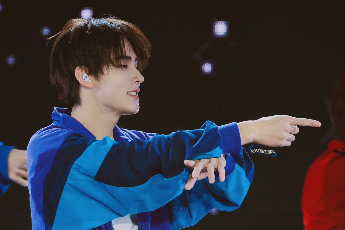 RoSeanshine tweet media