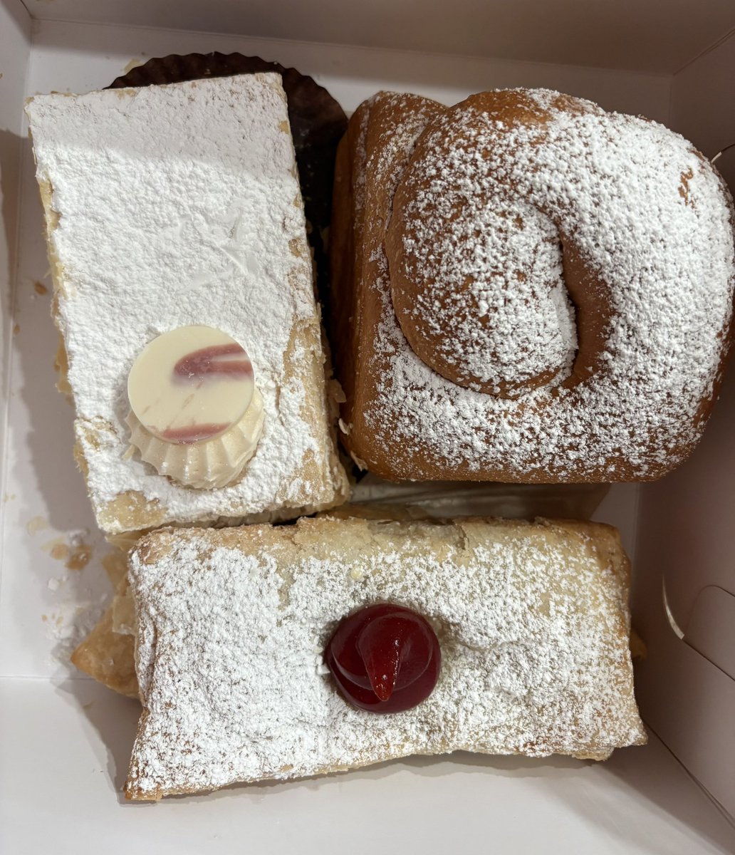 lissete_junco's tweet image. #pastries #desserts #sweets #soyummy #foodie
